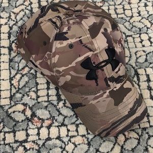 Under Armour camo hat